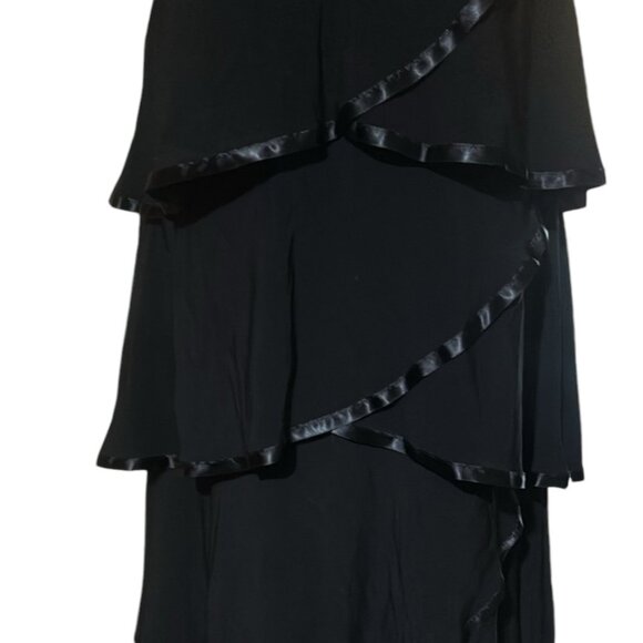 Girl's DEB Brand Formal Dress - Picture 4 of 9